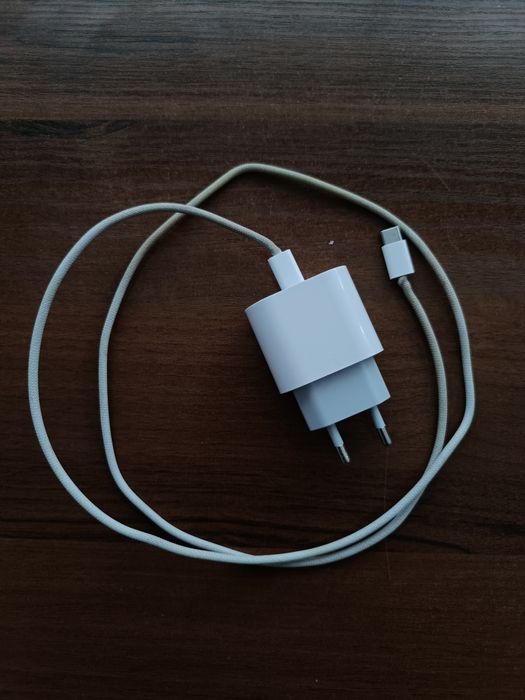 Iphone 16 pro max зарядчик Айфон