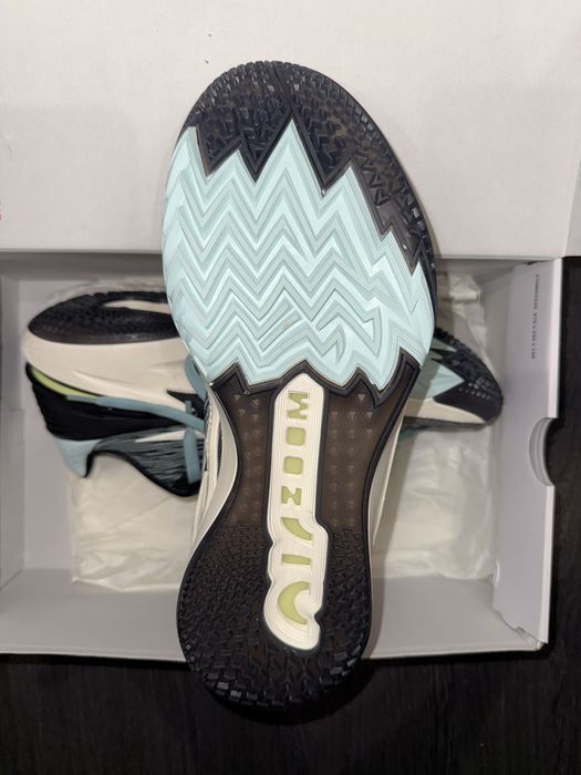 Баскетболни обувки Nike Air Zoom GT CUT 2 "Swoosh Sly" - размер 48.5