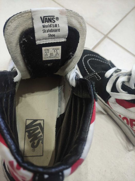 Pantofi sport Vans ghete incaltari adidasi marime nr 35 negri rosii