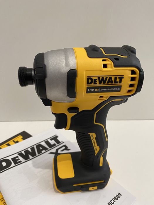 Безчетков Импакт / Винтоверт DeWALT DCF809N   ЧИСТО НОВ С ГАРАНЦИЯ