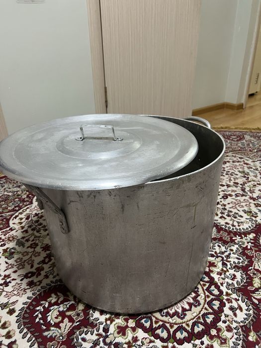 Кастрюля-вывррка советская 40 литров в хорошем состоянии