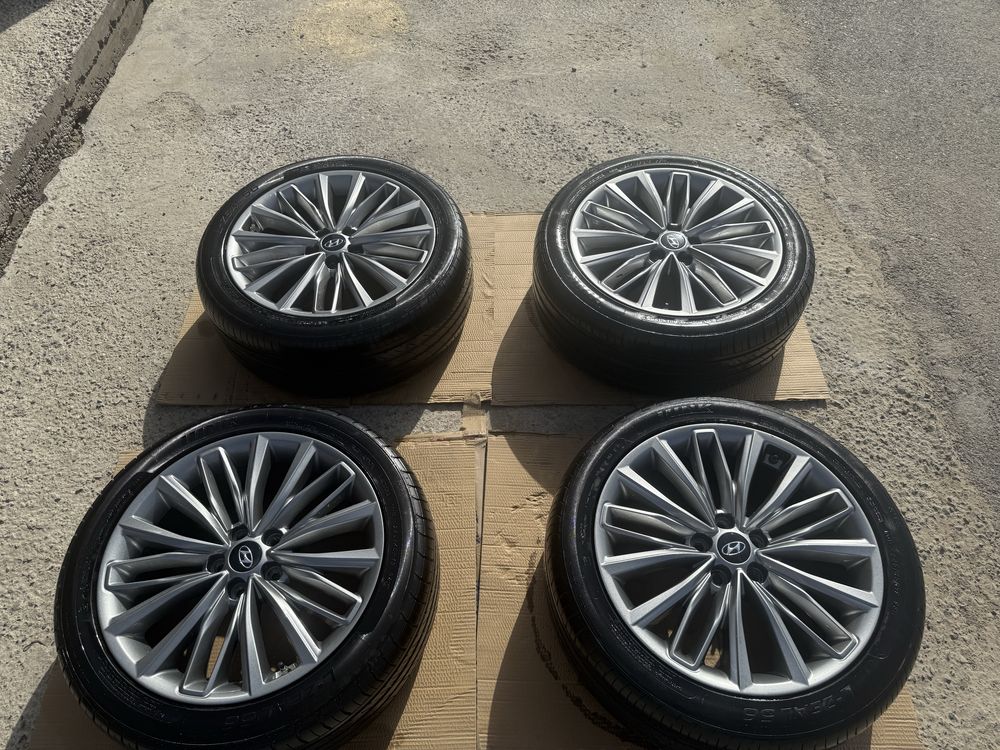 Диск с шинами 245/45/R19