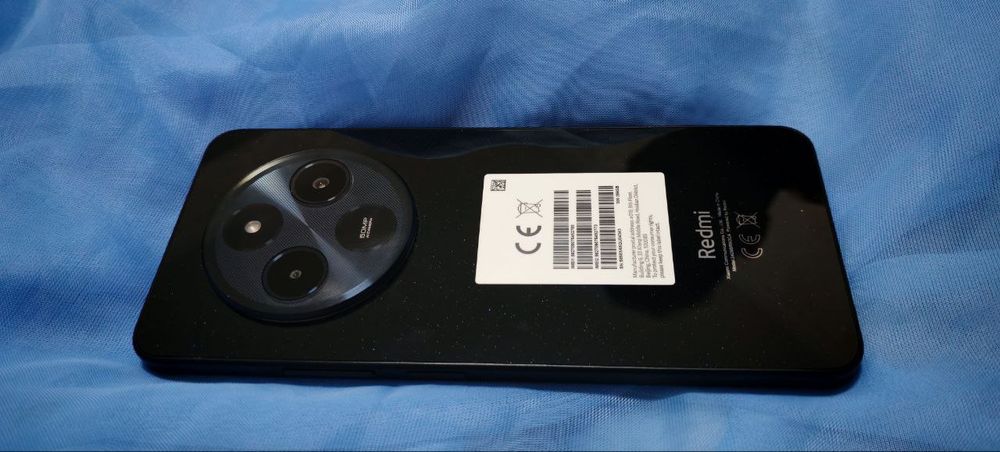 Srochna telefon sotiladi redmi 14 C