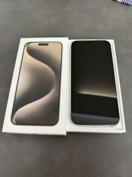 Vand Iphone 15 Pro Max