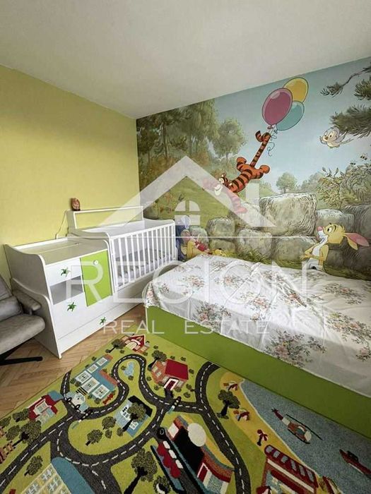 Дава се под наем Тристаен апартамент в Варна, Център - 130 кв.м за 800 € - Снимка #12