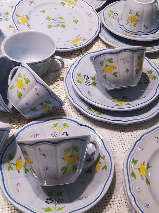 Сервиз за кафе с десертни чинии Longchamp