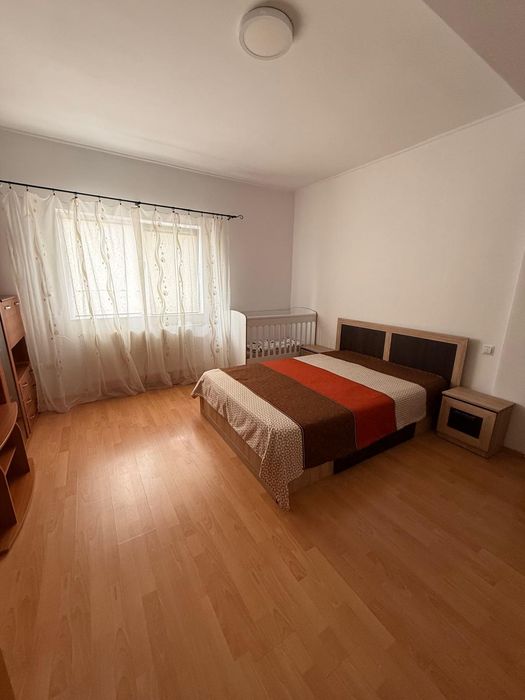 Garsoniera de vânzare