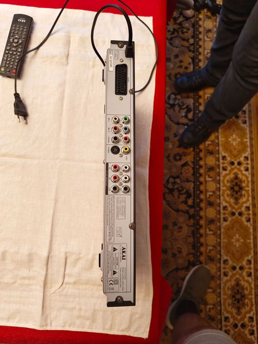 DVD Recorder AKAI DVR-3500SS cu telecomandă originală