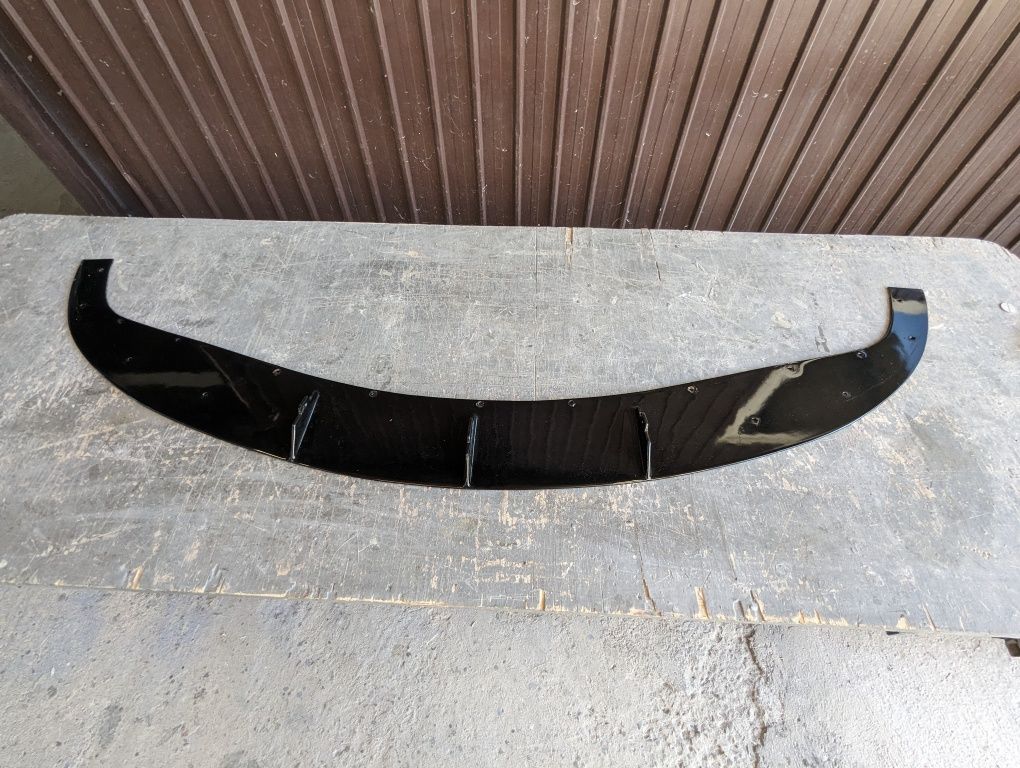 Lip/prelungire bara fata BMW M5 E60/E61, fibra de sticla