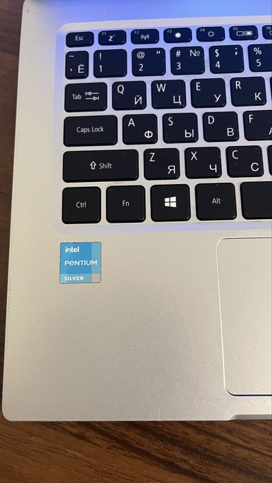 Aser Swift 1 Ultrabook отличное состояние