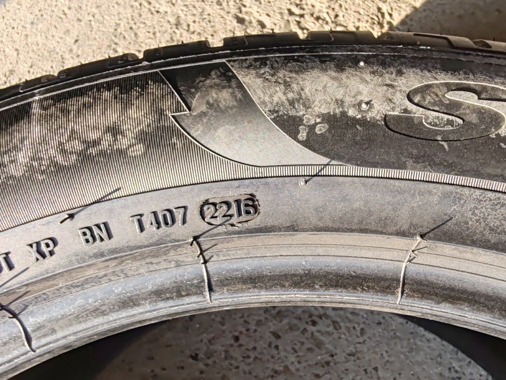 4 anvelope 275 45 21 și 315 40 21