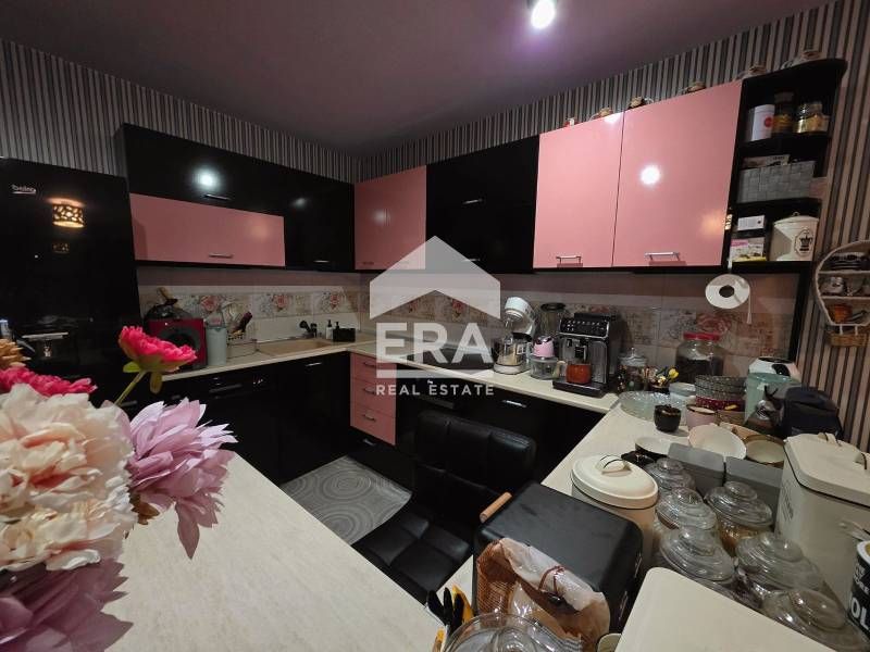 Продава се Къща в Хасково, Дружба 1 - 262 кв.м за 1489 €/кв.м - Снимка #3