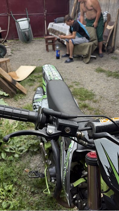 Vand moto KXD 125c
