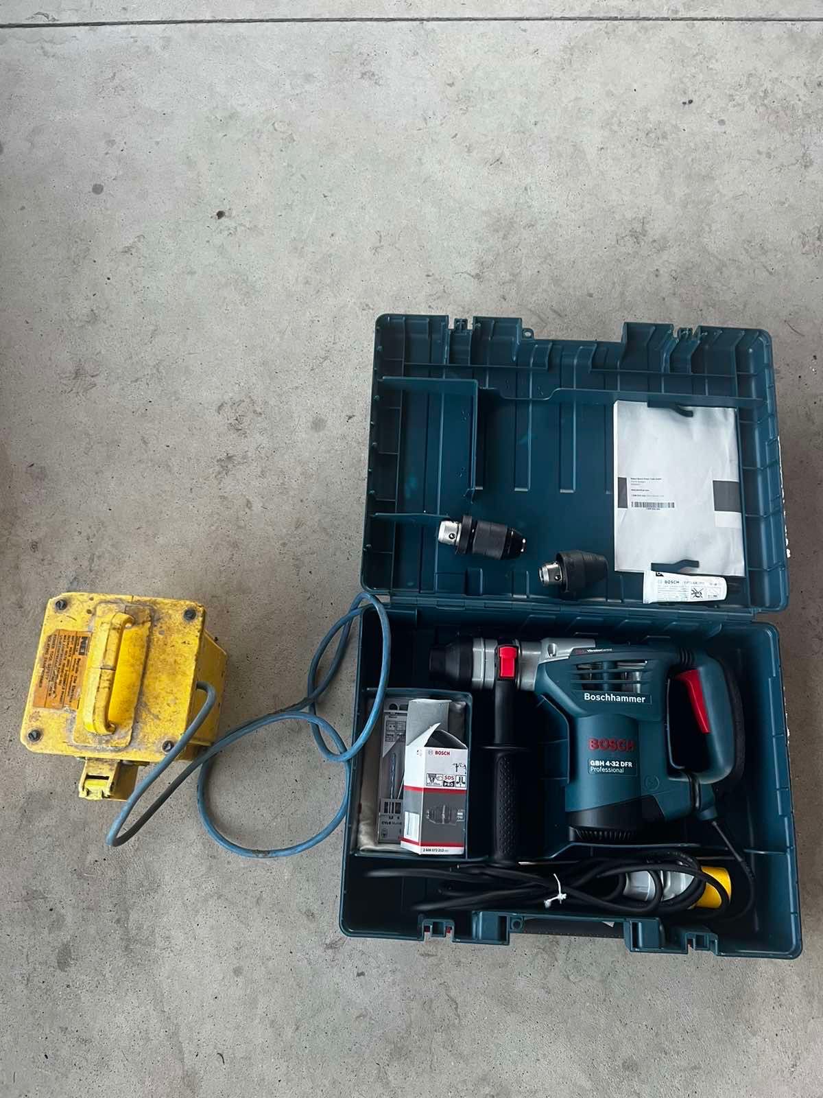 Перфоратор Bosch GBH-4-32DFR