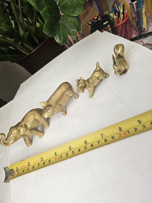 Miniaturi de bronz !