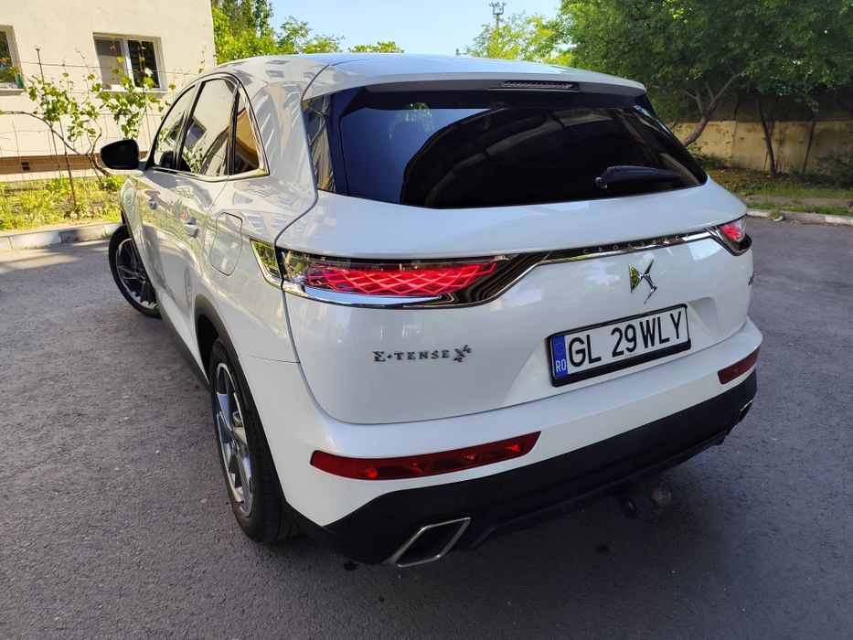 Vând Citroen DS7 e -tense 4x4,1.6 benzina,300cp,plug-in hybrid