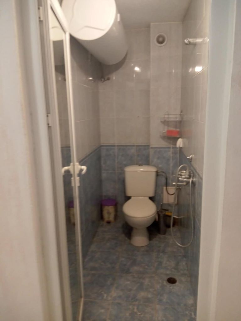 Дава се под наем Едностаен апартамент в Петрич - 50 кв.м за 120 € - Снимка #4