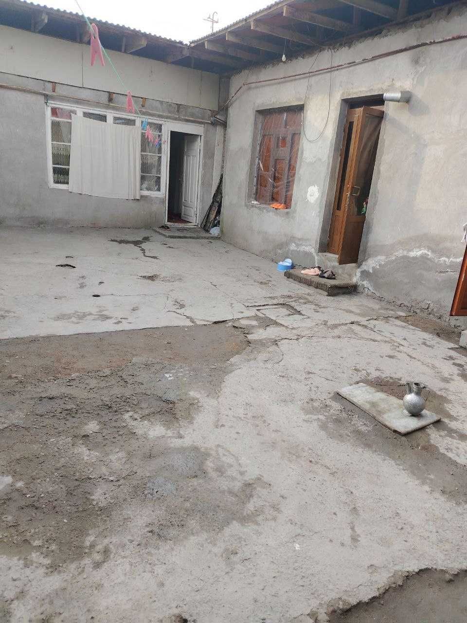 Geologiy hududida hovli  sotiladi!