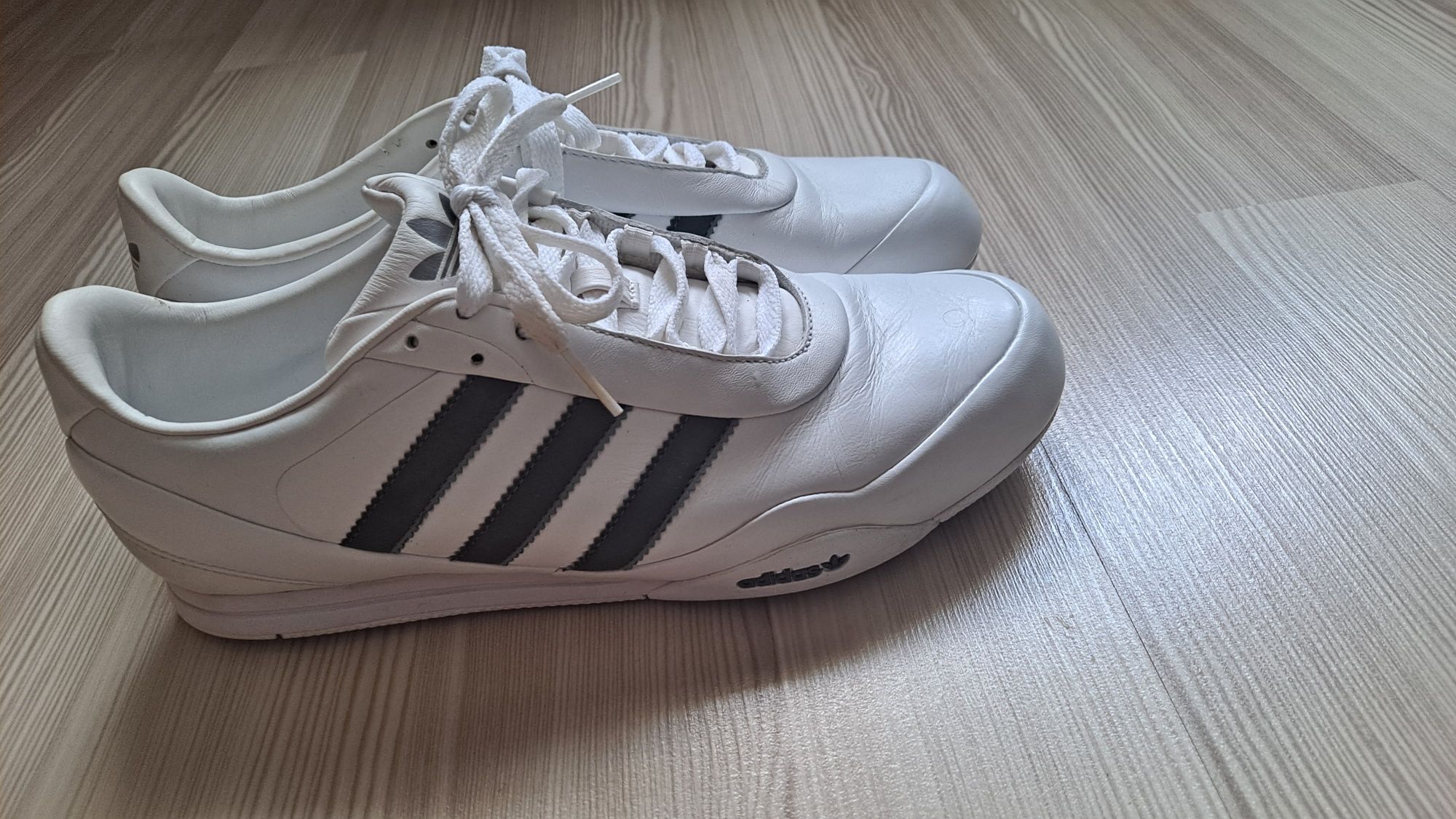 Adidas Piele naturală marimea 41 ⅓