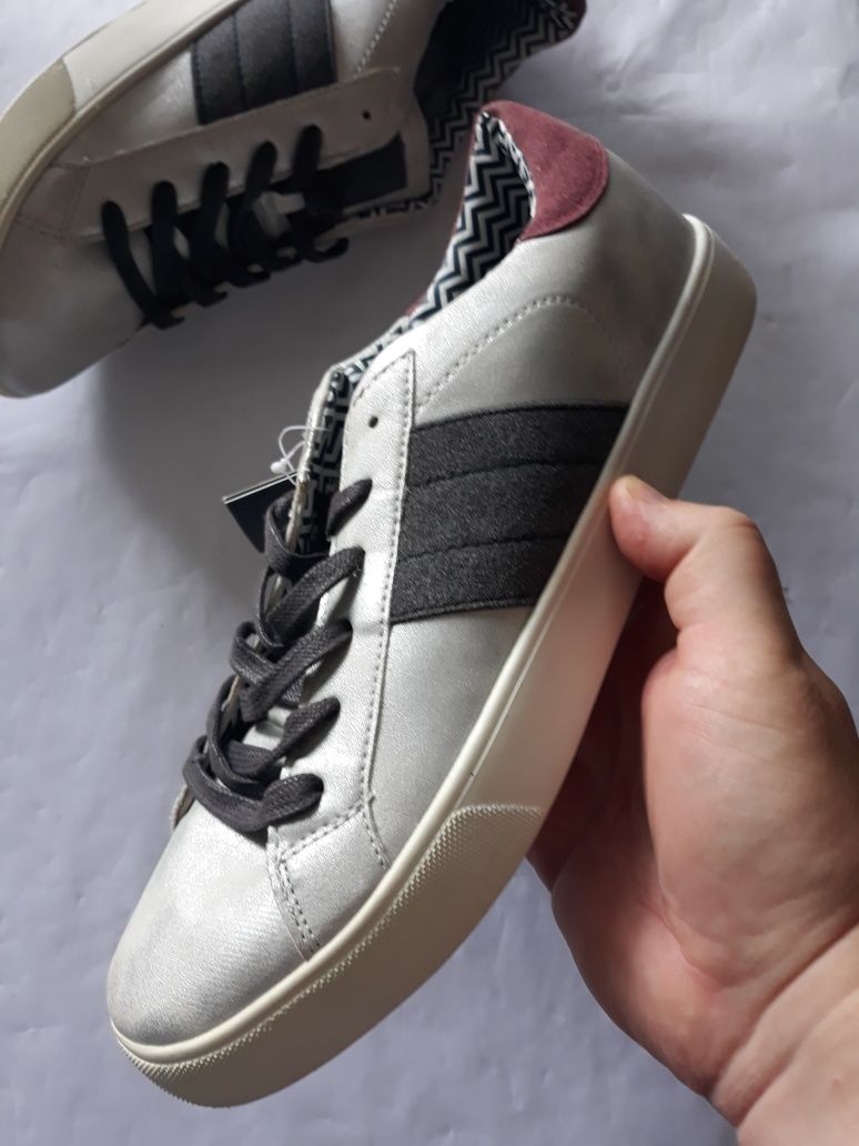 Adidas Piazza Italia nr 42 originali