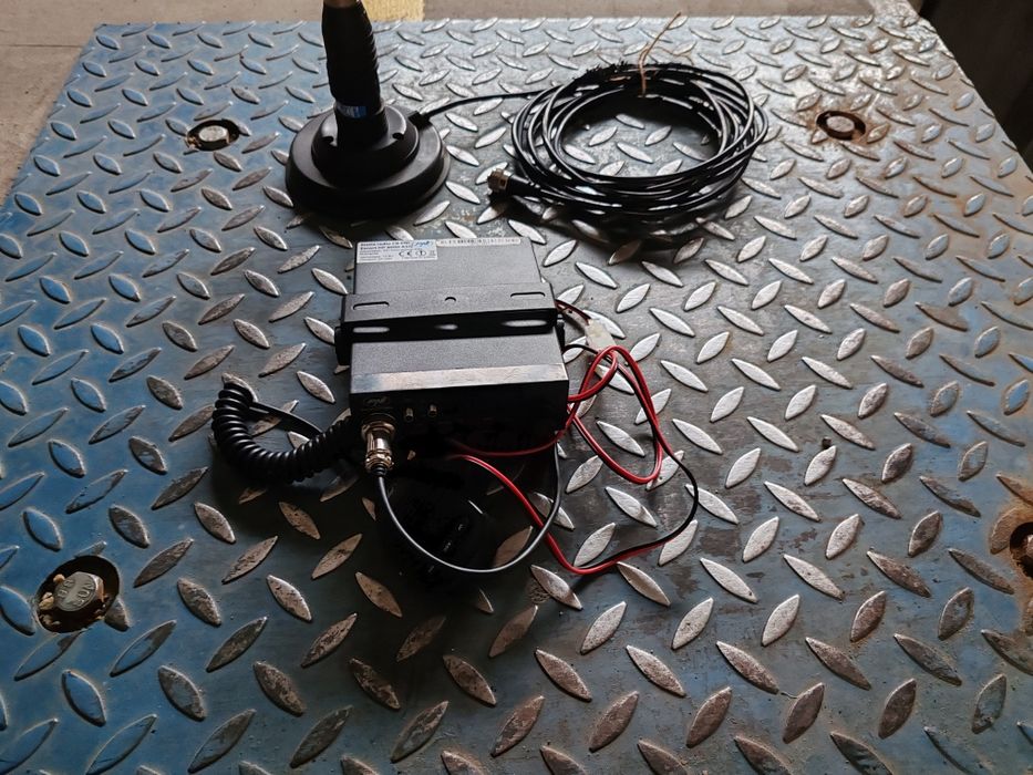 Statie cb pni cu antena