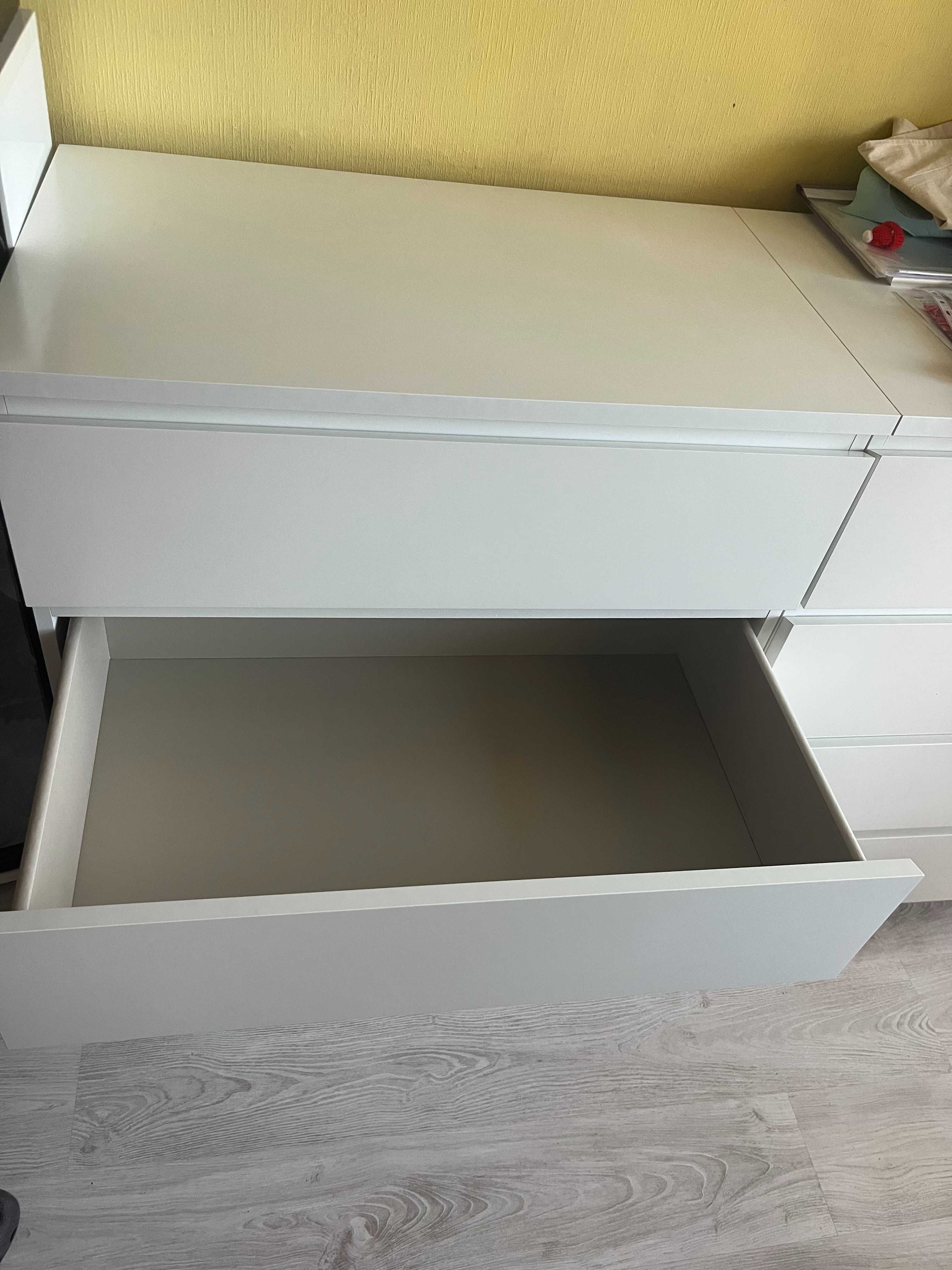 Скрин MALM IKEA - 4 чекмеджета - бял