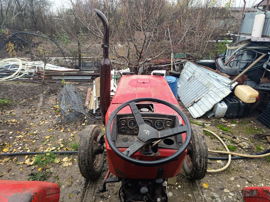 Vând tractor U445 – în stare excelentă, gata de lucru!