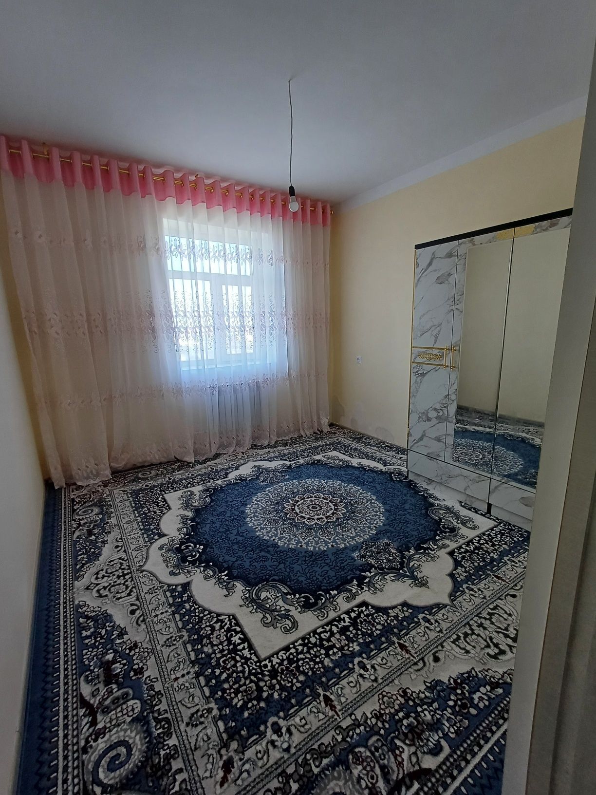 2 xonali kvartira ijaraga beriladi raysentrda yangi do‘m
