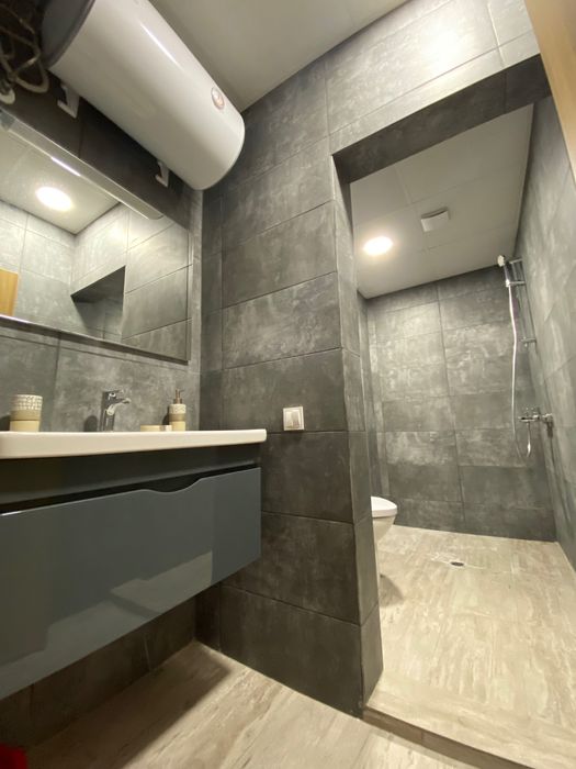 Дава се под наем Двустаен апартамент в Пловдив, Кършияка - 70 кв.м за 375 € - Снимка #1