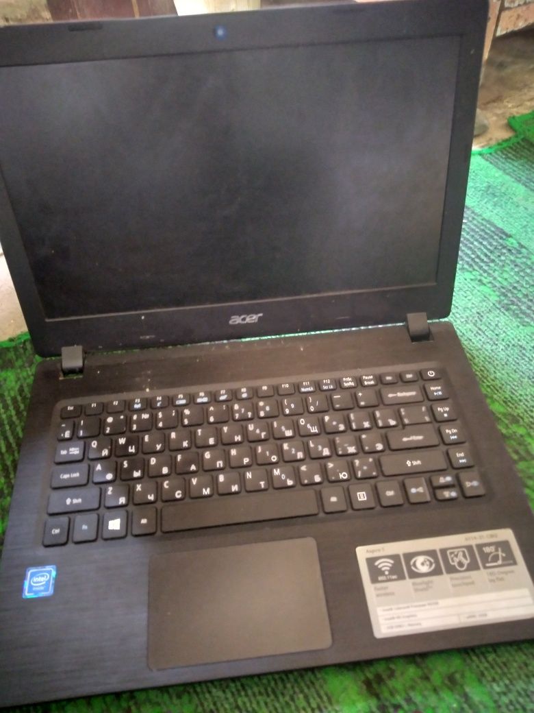 Acer noteboki holti yahshi