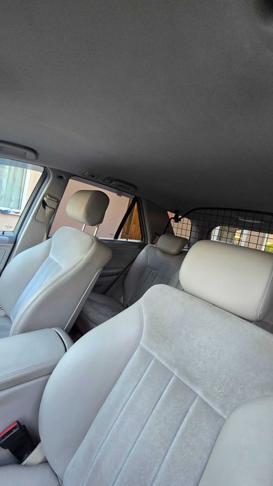 Mercedes Benz ML w164 autoutilitara