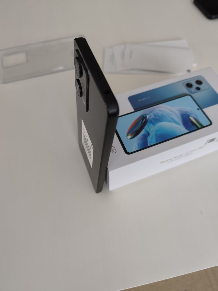 Telefon mobil Xiaomi Redmi Note 12 Pro, 8GB RAM, 256GB, 5G, Midnight B