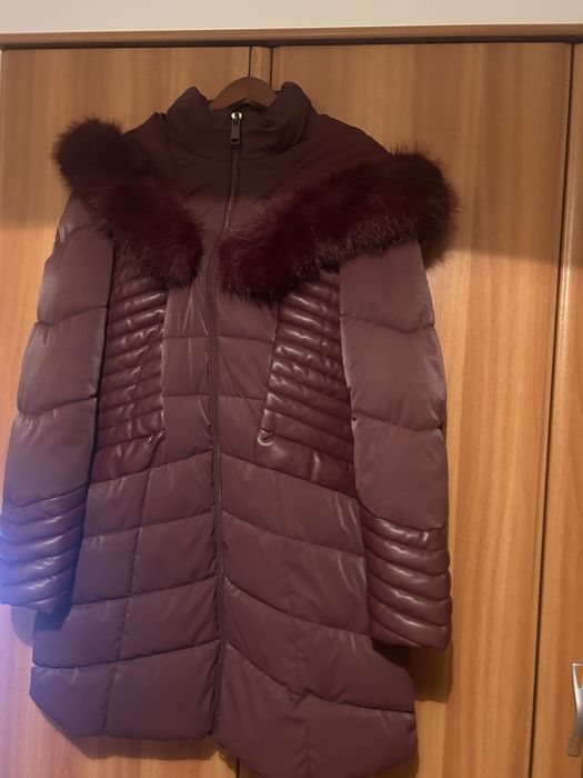 Vand haina dama GUESS Noua