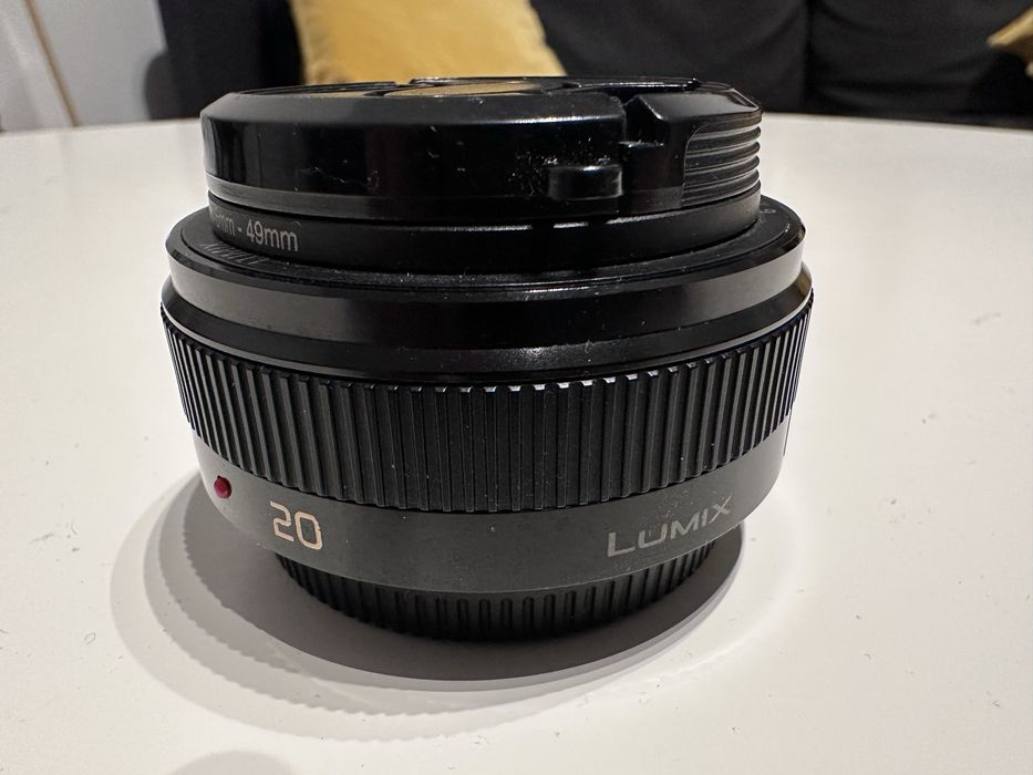 Obiectiv Panasonic Lumix G 20mm 1.7