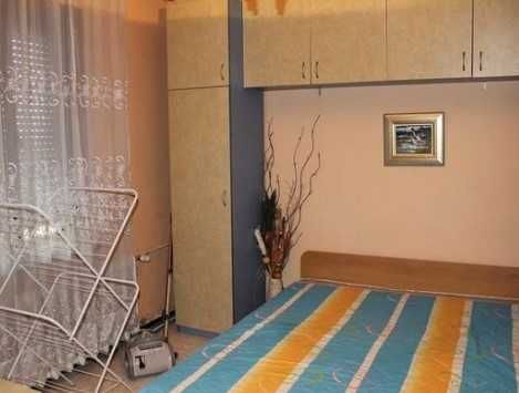 Дава се под наем Тристаен апартамент в Пловдив, Остромила - 88 кв.м за 280.5 € - Снимка #1