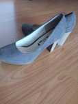 Vand pantofi dama