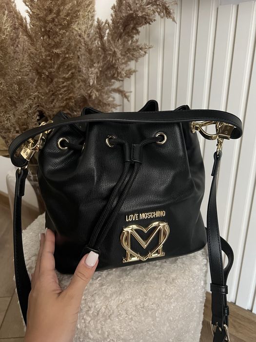 Дамска чанта тип торба на Moschino