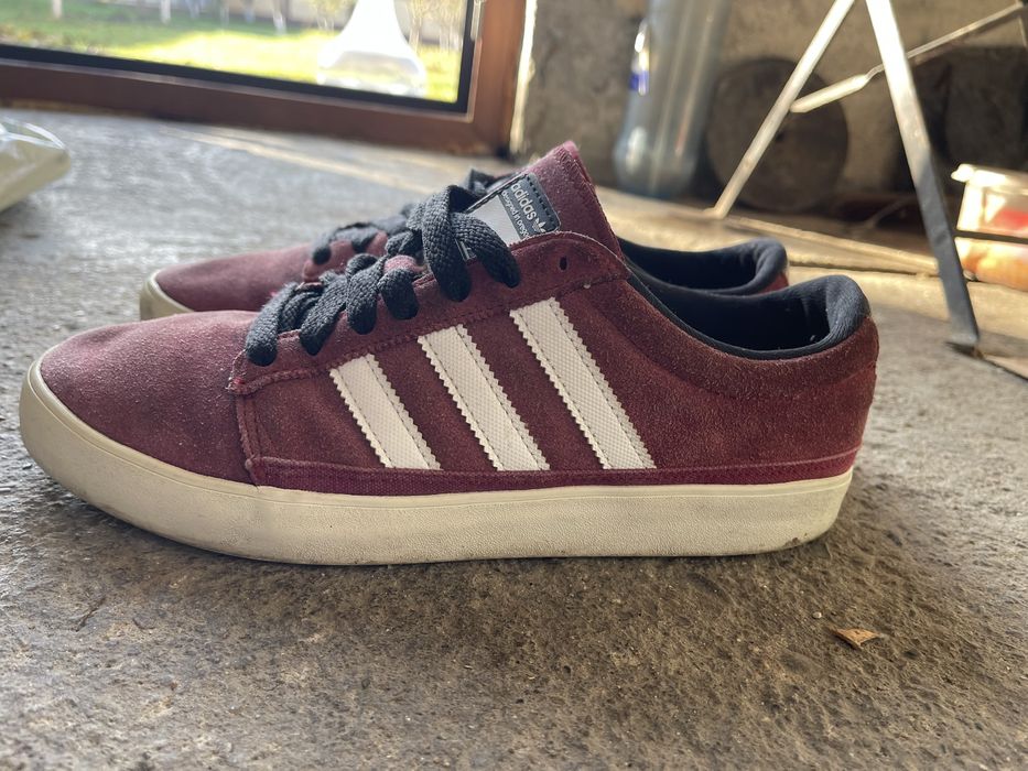 Adidasi  adidas barbati nr 42