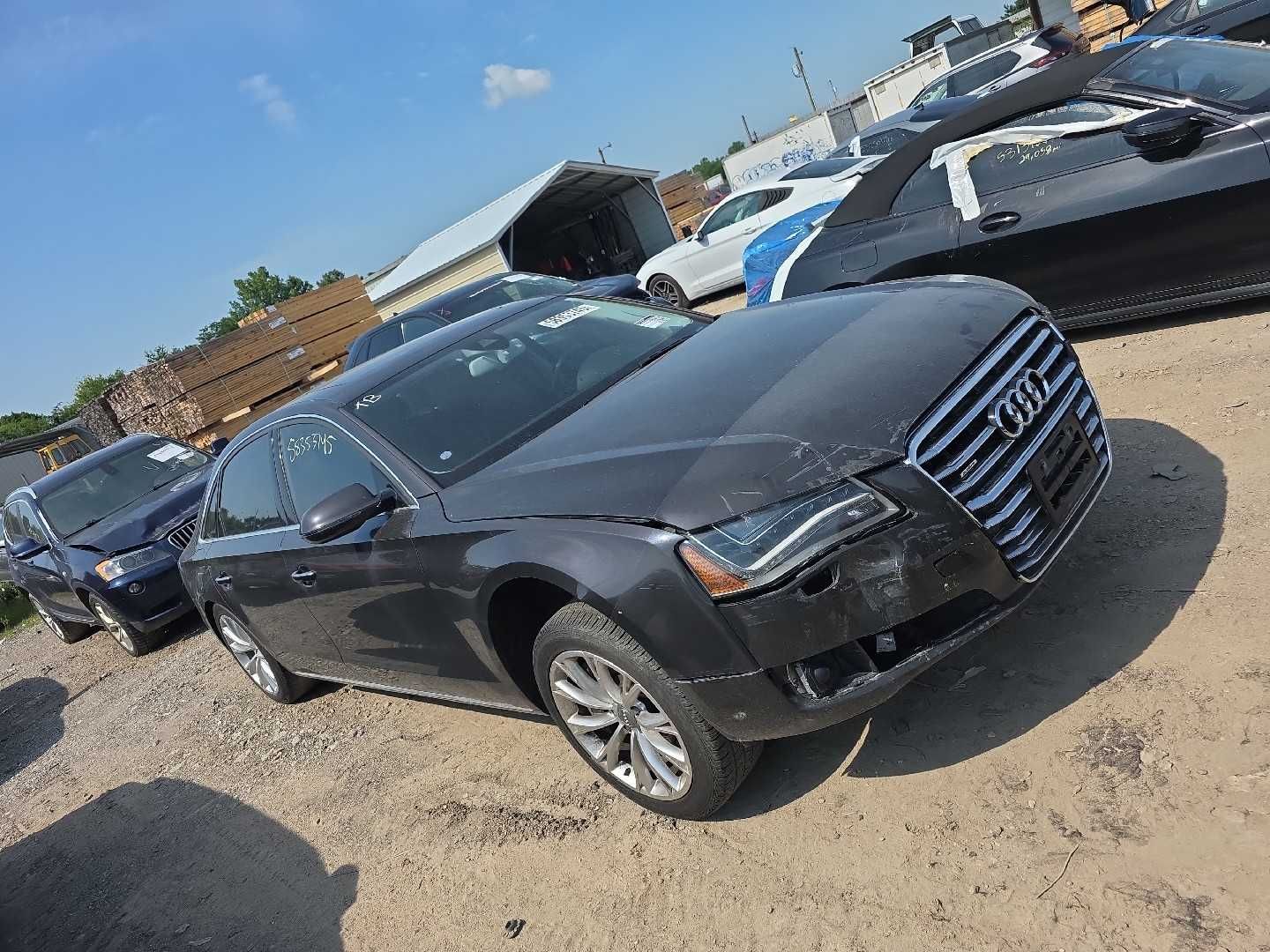 Audi A8L 4.2 TFSI На части