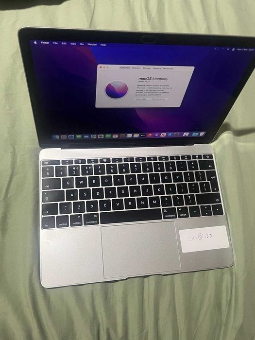 Apple MacBook 12 MID2016 (1.1Ghz/8GB/256GB)
Apple MacBook 12 MID 2016