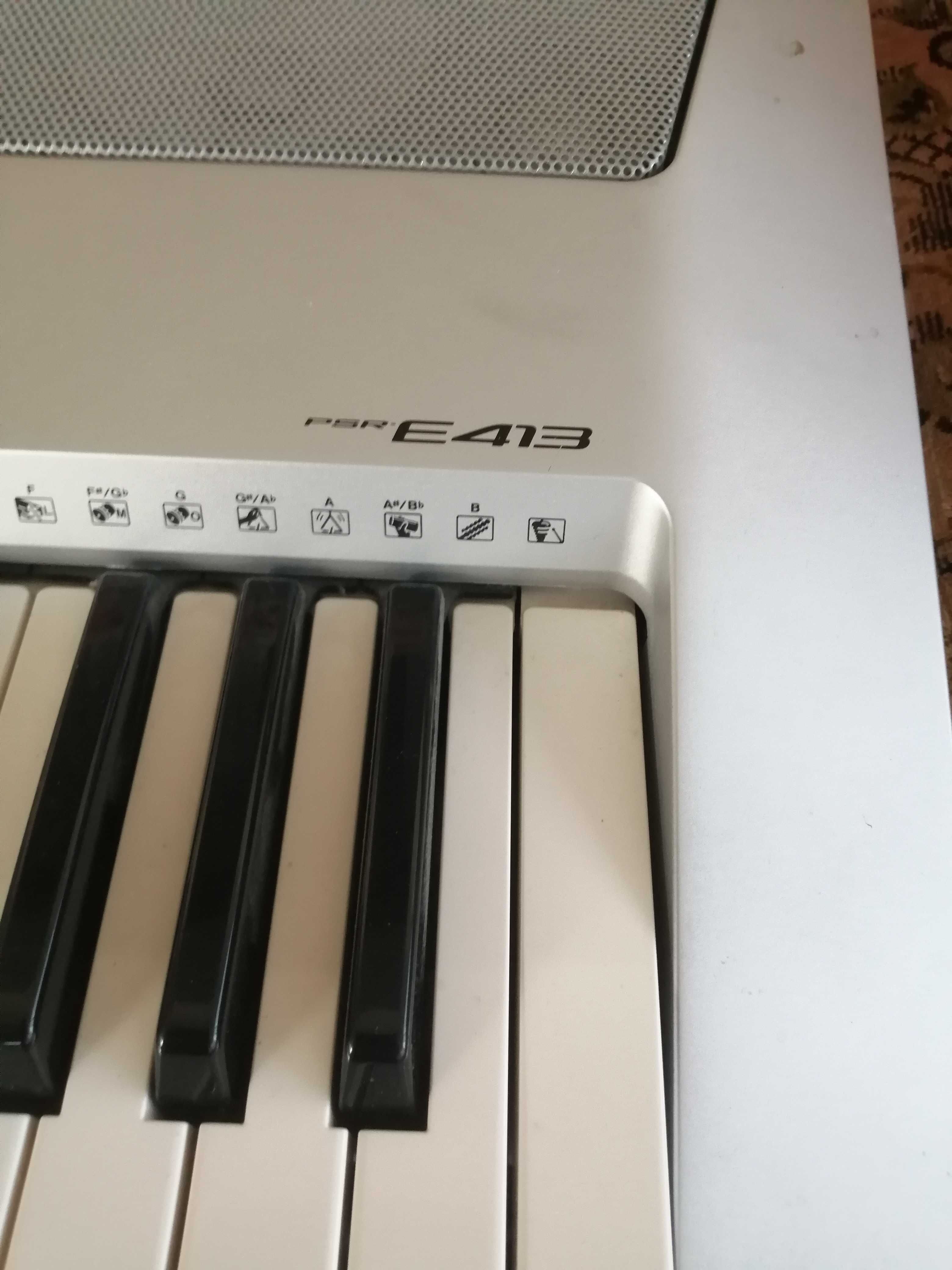 Orga Yamaha PSR - E413 cu sintetizator