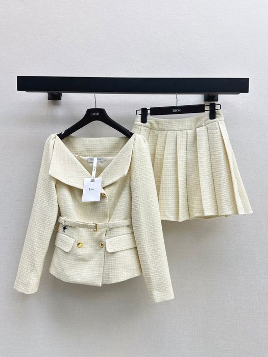 Комплекти Chanel, Dior