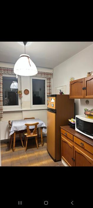 Particular inchiriez 3 camere Calea București(Județean,Centru Civic)