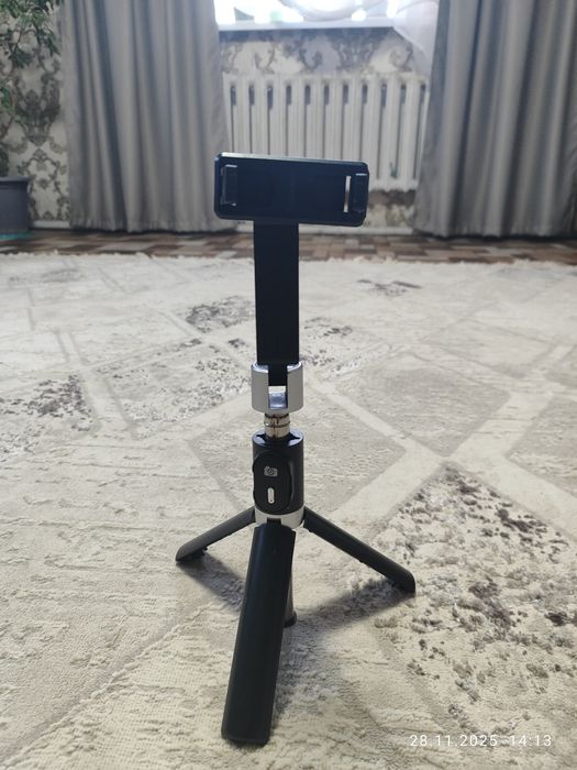 Продам штатив для телефона
