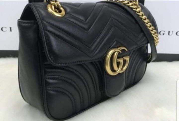 Set Gucci Marmont(geanta+curea),logo metalic,saculet, etichetă