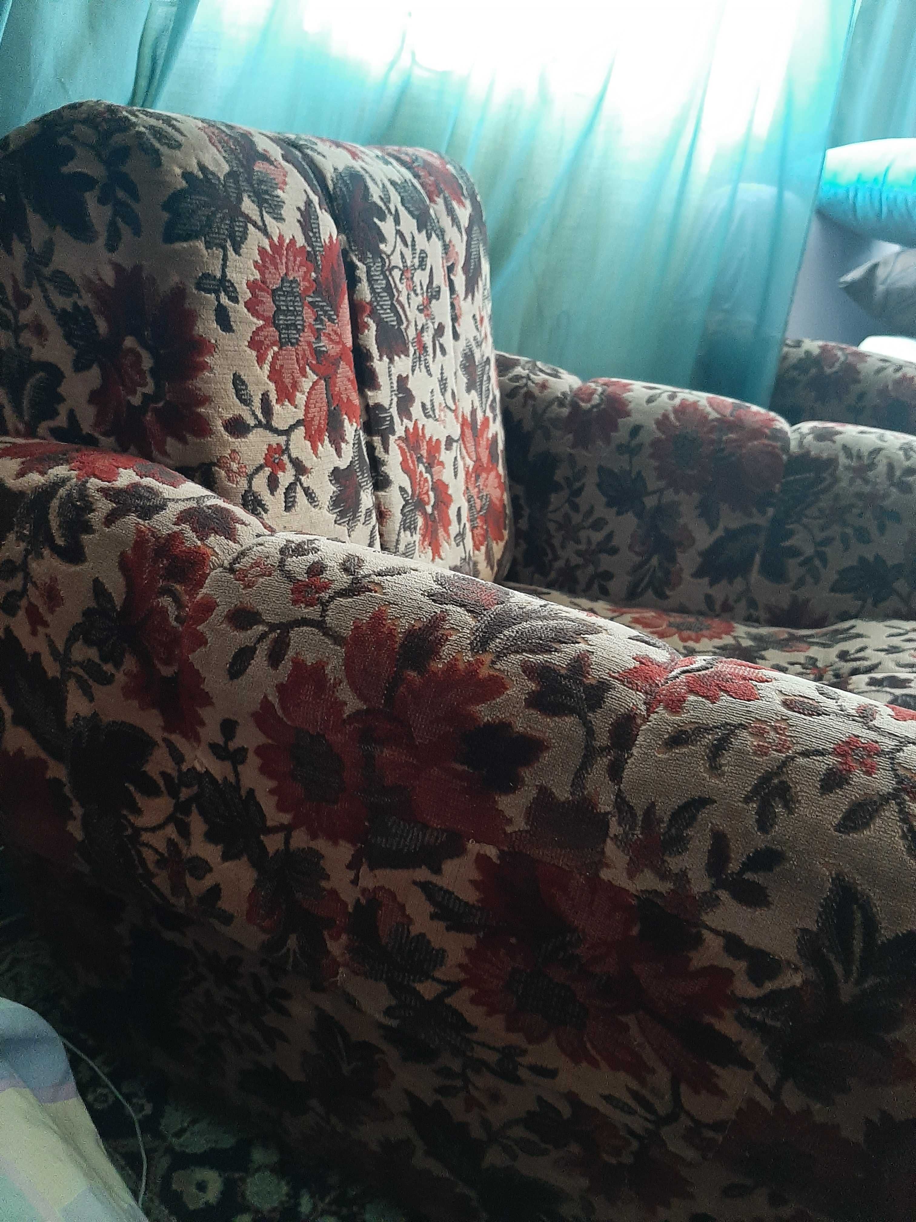 Комплект два фотьойла и две табуретки