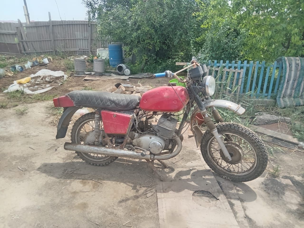 В продаже Иж Юпитер 5