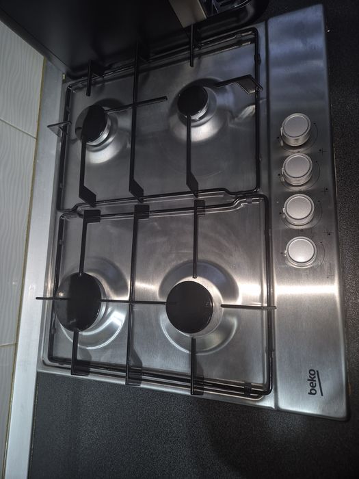 Plita Beko gaz incorporabila, aprindere electrica