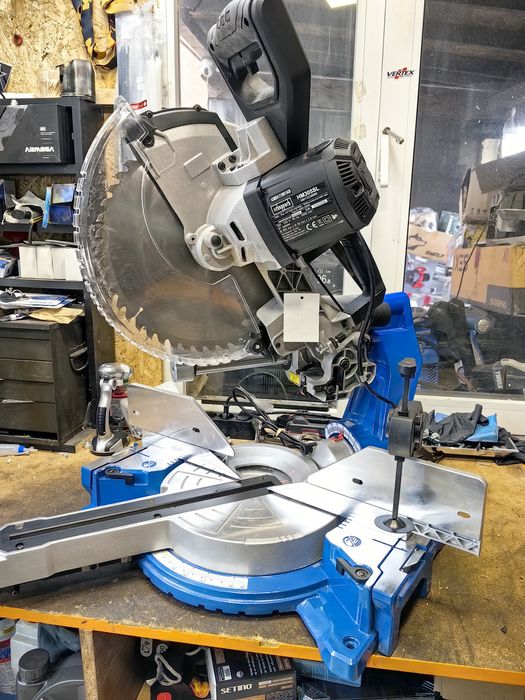 Потапящ Циркуляр с изтегляне Scheppach hm305sl