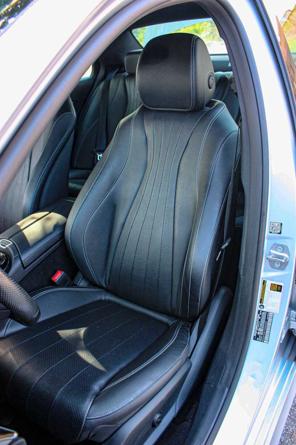Mercedes-Benz E 300 4 MATIC AMG Line